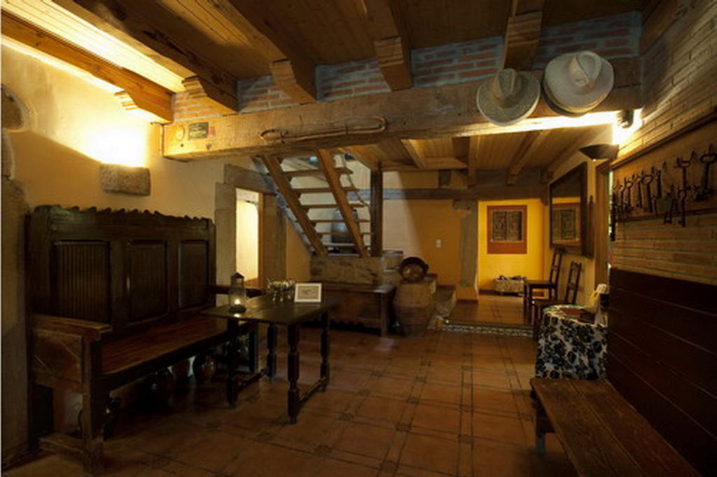 Posada Real La Vieja Chimenea-Spa Herreros Exterior foto